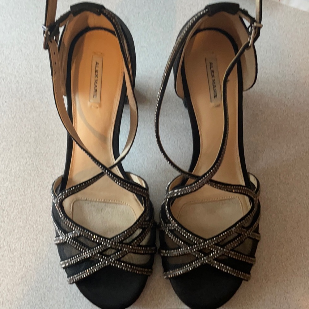 Black dressy shoes with beading